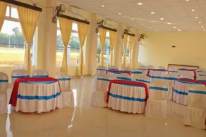 Hotel Debrani International By OYO Rooms - Image 4