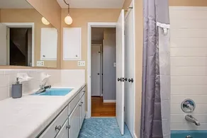 The Dandridge Guest House - Image 2