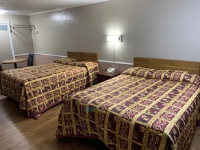 Aristocrat Motor Inn - Image 3
