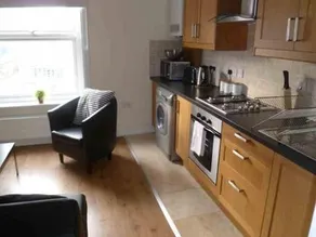 Camden Place Apartments - Image 3