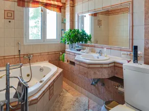 Swanky Holiday Home in Gourgovli With Private Swimming Pool - Image 2