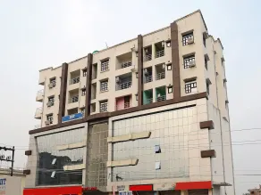 Hotel Galaxy by OYO Rooms - Image 4