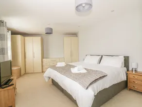 Ivy Cottage - Image 2