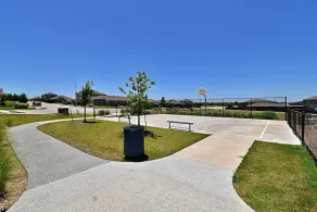 Long-term Stays Family-friendly Communal Pool! - Image 2