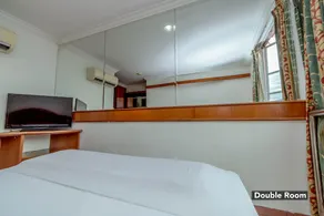 Diamond Hotel - Image 2