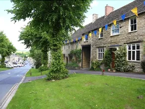 141 The Hill, Burford - Image 4