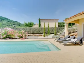 Luxurious Holiday Home in Le Plan-de-la-Tour with Pool - Image 2