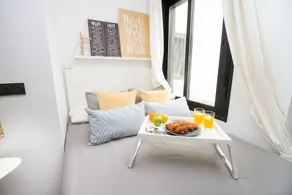 C77 - Romantic Studio in the Center with terrace - Image 2