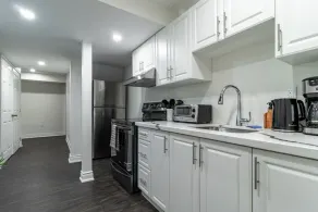 Premium 1 Bed - Mins to UOW Shops Farmer Market - Image 4