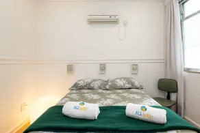 Pineapples SC201 - Apartamento em Copacabana a 50m da praia - Image 3