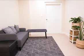 T&M House - Image 5
