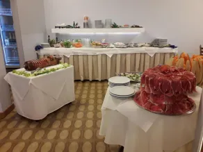 Hotel Lora - Image 2