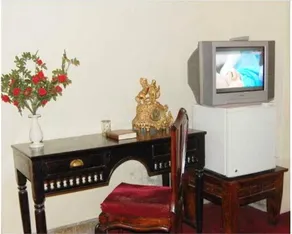 Newtons Manor - Image 5