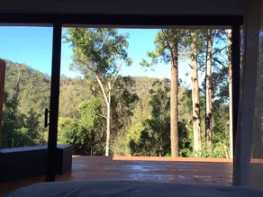 Quiet Rural Retreat with Spa - Image 4
