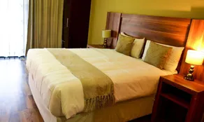 Clifford's Lodge & Spa - Image 2