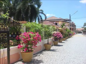 Sea View Apartments - Image 4