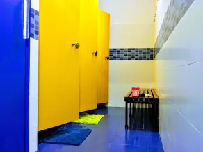 Yellow Nest Hostel Barcelona - Image 2