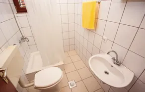 Awesome Home in Sibenik With Wifi and 3 Bedrooms - Image 2
