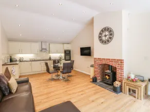 Rose Cottage - Image 2