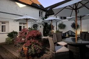 The Raven Hotel - Image 3