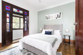 Spacious 3 Bedroom Minutes To CBD - Image 2