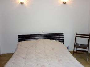 House With 3 Bedrooms in Loriol-du-comtat, With Enclosed Garden - 110 km From the Beach - Image 3