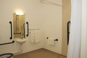 Elme Halll Hotel - Image 5
