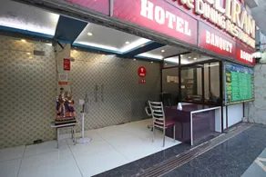 JK Hotel By OYO Rooms - Image 3