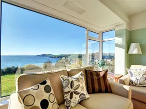 Detached Holiday Home With Garden and Unhindered View of Beautiful Nature and sea - Image 5