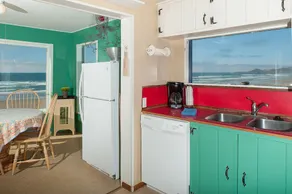 On The Beach 3 Br cottage by RedAwning - Image 2