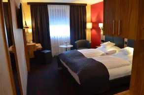 Best Western Plus Marina Star Hotel - Image 5