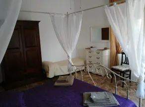 B&B New Camelot - Image 3
