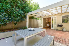 Boutique Stays - Clifton Park - Image 5