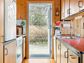 Lively Holiday Home in Jutland Near Sea - Image 3
