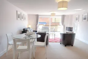 Bradley Court by Roomspace Serviced Apartments - Image 4