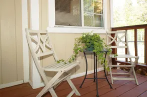 Coy Cottage - Image 4