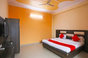 OYO 16362 Hotel Ashiyana - Image 2