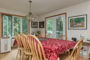 Sunset Haven on Portage Lake Haliburton - the Perfect Family Getaway! - Image 4
