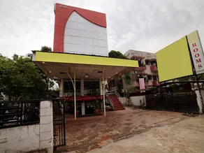 Hotel Midas By OYO Rooms - Image 3