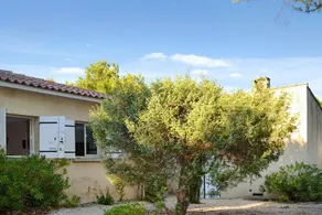 House With 4 Bedrooms in Cucuron, With Private Pool, Furnished Garden and Wifi - Image 2