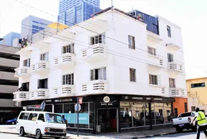 Urban Backpackers - Image 3