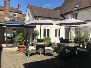 The Raven Hotel - Image 4