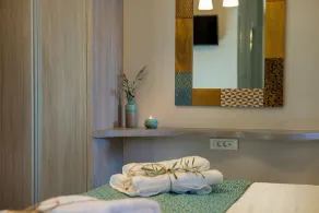 Titans Villas Chania - Image 4