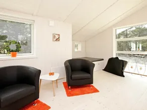 Simple Holiday Home in Oksbøl With Sauna - Image 3