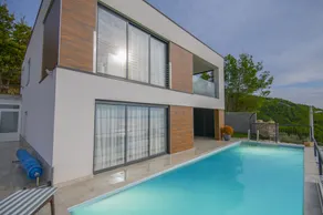 Royal Villa 2 - Image 5