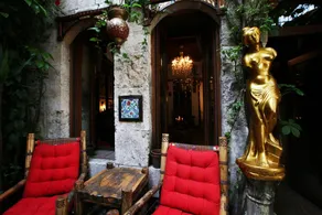 Antique Celtik House - Image 2