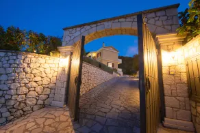 Florena Villas - Image 3