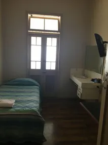 Taylors Hotel - Image 2