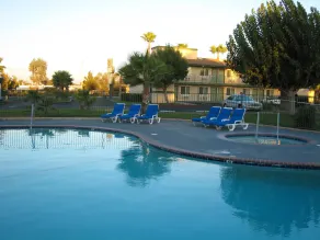Town House Motel - Image 4