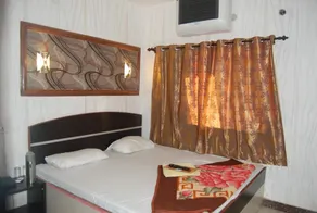 Goroomgo Sai City Inn Kalikapur Near Ruby Kolkata - Couple Friendly - Image 2